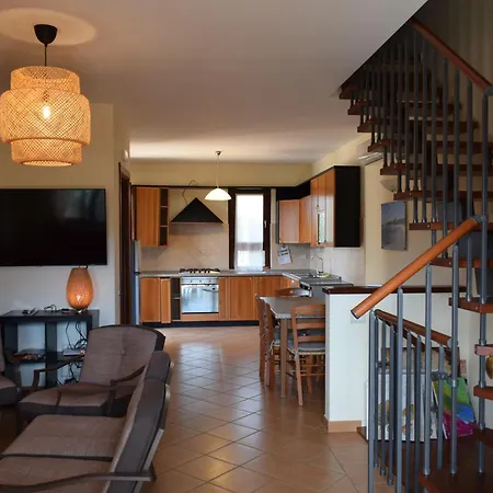 Omero 1 Villa